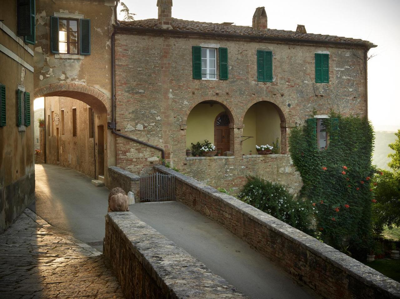 Borgo Lucignanello Bandini Villa San Giovanni d'Asso Luaran gambar
